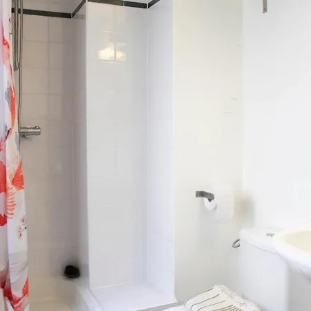 Quiet Nest 9 Minutes From The Louvre Museum * Paris