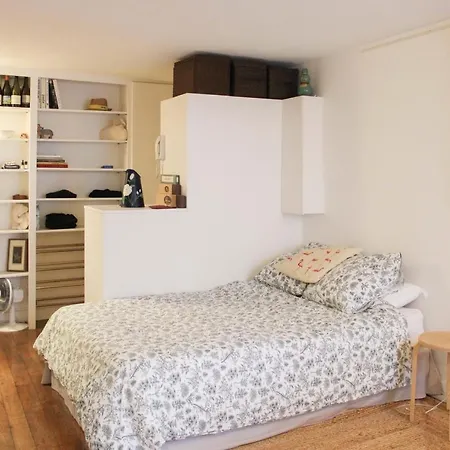 Quiet Nest 9 Minutes From The Louvre Museum